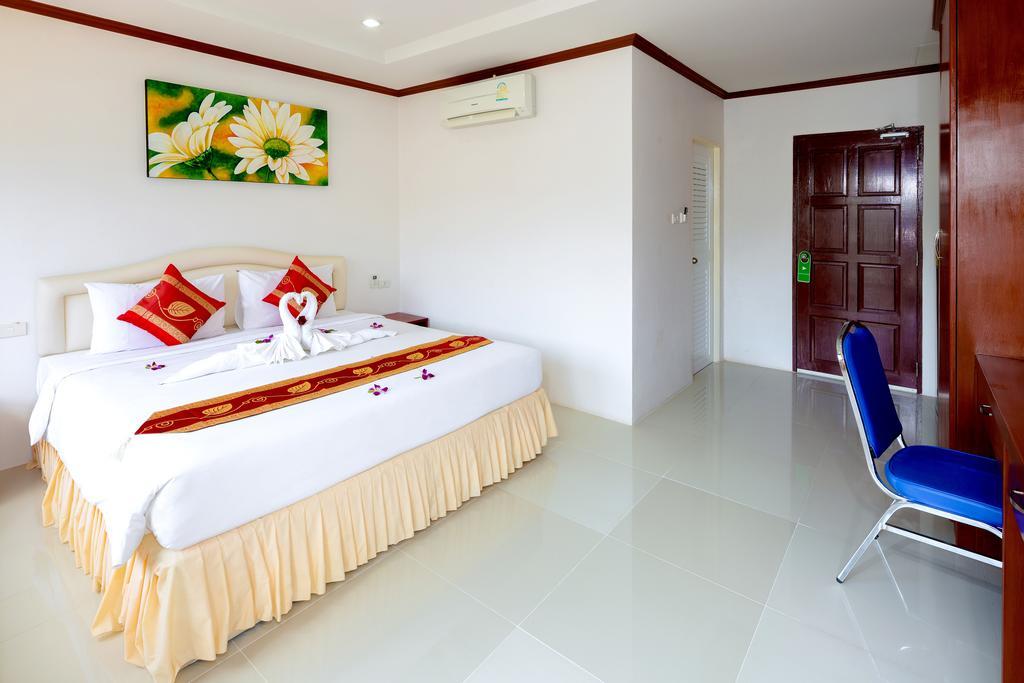 Phusita House 2 Hotel Patong Exterior foto