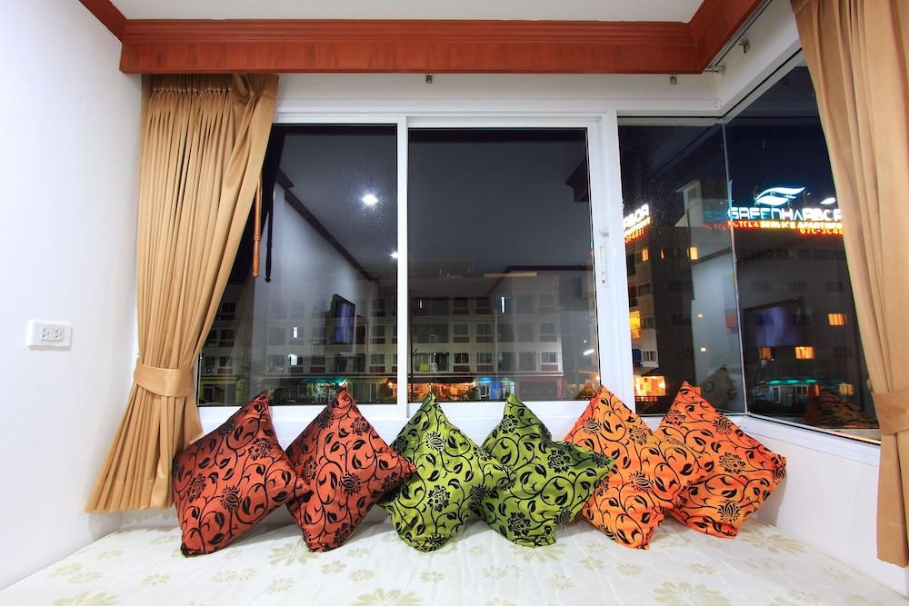 Phusita House 2 Hotel Patong Exterior foto